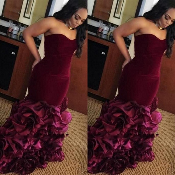 Elegant Plus Size Prom Dresses Burgundy Velvet Top Strapless Sweetheart Sleeveless Ruffles Skirt Custom Made Evening Formal Party Gowns