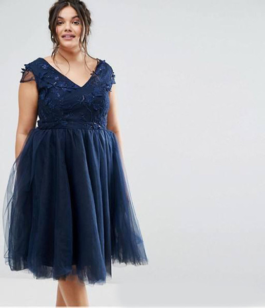 Navy Blue Plus Size Short Prom Dresses V-Neck 3D Appliques Evening Gowns A Line Tulle Knee Length Formal Dress