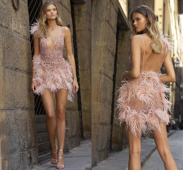 New Arrival Sexy Deep V Neck Prom Dresses Sehath Crystal Beaded Feathers Party Evening Dresses Women Backless Mini Prom Gowns