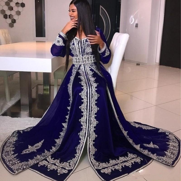 New Arabic Muslim Long Sleeve Evening Dresses V-Neck Crystal Beads Lace Applique abaya caftan Glamorous Dubai Satin Floor Length Prom Dress