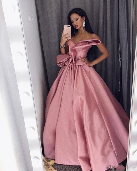 Pretty Prom Dresses Sweetheart Sleeveless Pleats Ruched Satin Party homecoming dresses pageant Saudi Arabia evening dresses