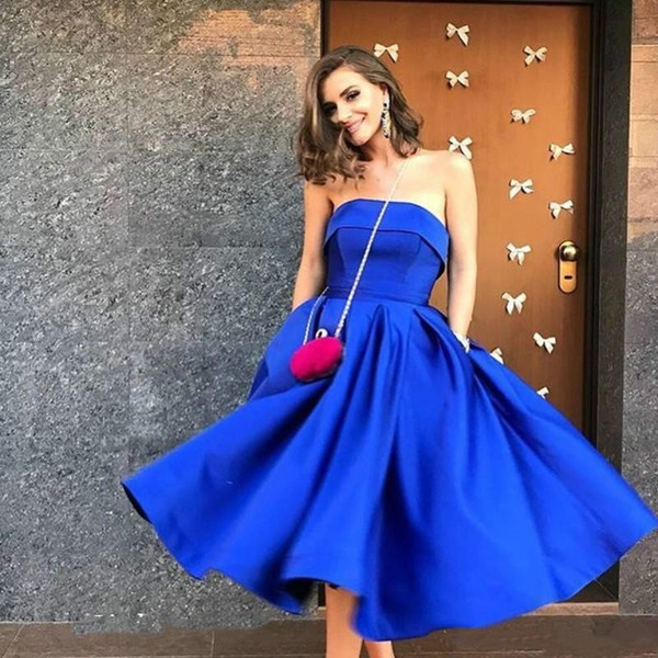 Simple A Line Strapless Royal Blue Homecoming Short Prom Dresses Tea-Length Satin Party Gowns Cocktail Dress Sweet 16 Graduation Dress