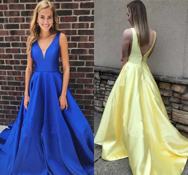 Simple Prom Dresses Deep V-Neck Backless A Line Sweep Train Formal Party Evening Gowns Modern Vestidos De Fiesta Special Occasion Dress