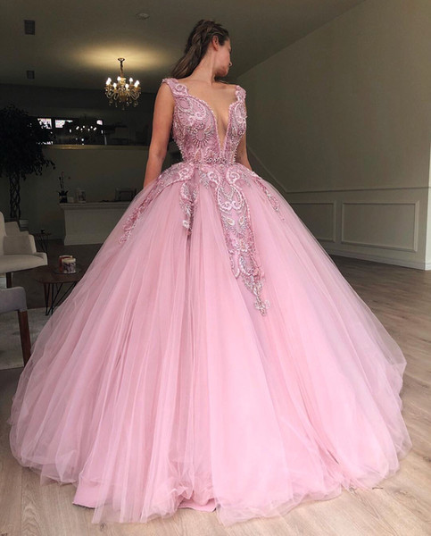 Luxury Pink Prom Dresses Ball Gown Lace Applique Beaded Elegant Prom Dress Sweet 16 Dresses