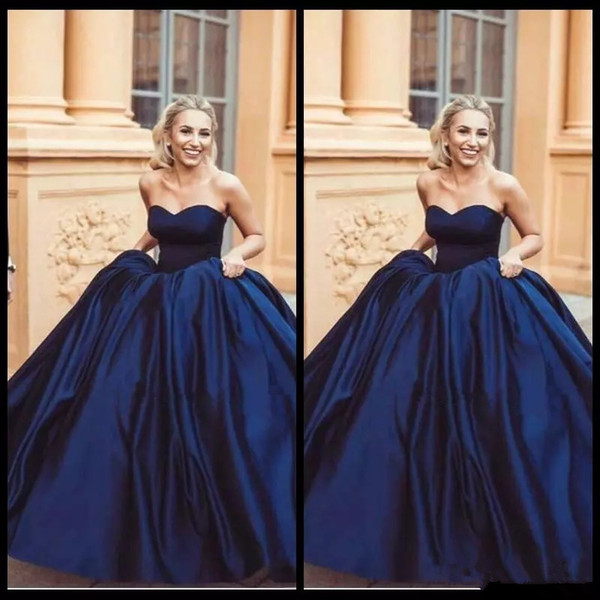 Navy Blue Ball Gown Prom Dresses Modern Sweetheart lace up corset Arabic Plus Size Satin floor length Women Formal Evening party Gowns