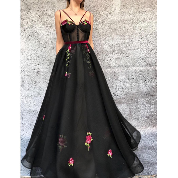 Black Prom Dresses Sweetheart Neckline Embroidery A Line Sweetheart Neckline Arabic Evening Dresses Gowns Vestidos