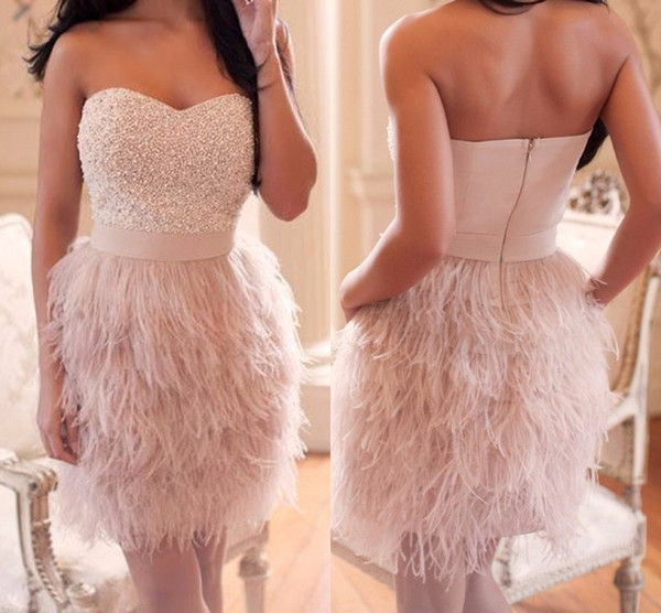 New Backless Prom Dresses Sweetheart Feather Dresses With Sequins Beaded Short Dresses For Party Vestidos Formatura HY1534