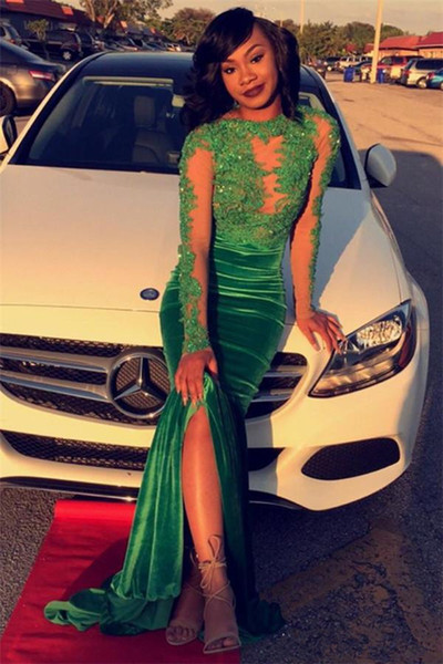 Long Sleeves Velvet Green Prom Dresses Sexy See Through Sheer Jewel Neck Appliqued Beaded Court Train Split Evening Party Gowns