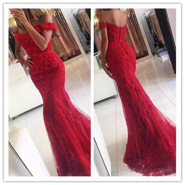 Red Lace and Applique Prom Dresses V-Neck Sleeveless Backless Floor Length Off the Shoulder Sexy Party Gowns Evening Dresses 