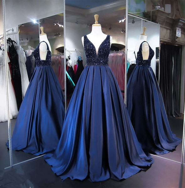 Sexy Deep V-neck Backless Prom Dresses With Shining Crystal Beading Elegant Navy Blue Evening Dress Charming Formal Evening Party Gowns