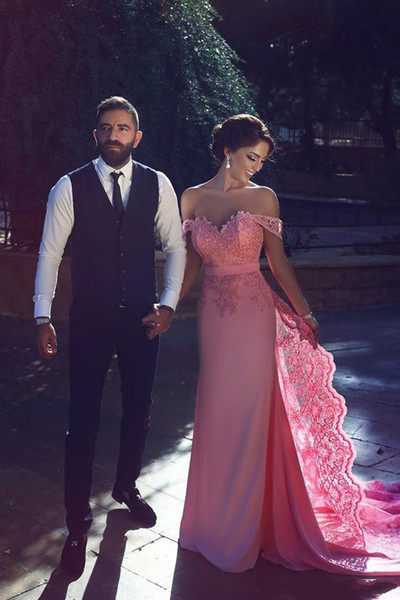 New A-line Off Shoulder Prom Gown Lace Appliques Long Formal Bridesmaid Dresses Long Dresses Evening Wear 