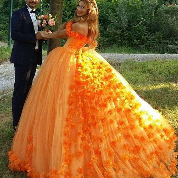 Orange Princess Ball Gown Handmade Flowers Quinceanera Dress Off Shoulder Lace Up Back Luxurious Sweet 15 Formal Prom Party Dresses