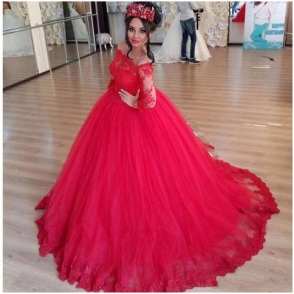 Vintage Off the Shoulder Long Sleeve Ball Gown Quinceanera Dresses Appliques Lace up Back Tulle Sweet 16 Dress Prom Dresses