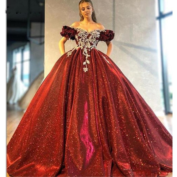 Glitz Red Sequined Ball Gown Quinceanera Dresses Silver Appliques Off the Shoulder Puffy Ruched Sweet 15 Vestidos Prom Evening Gowns