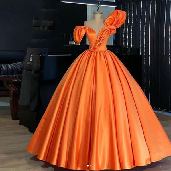 New Simple Orange Quinceanera Dresses Ball Gown Pleats Ruffles Off the Shoulder Junior Prom Evening Gowns Plus Size Maternity Wears