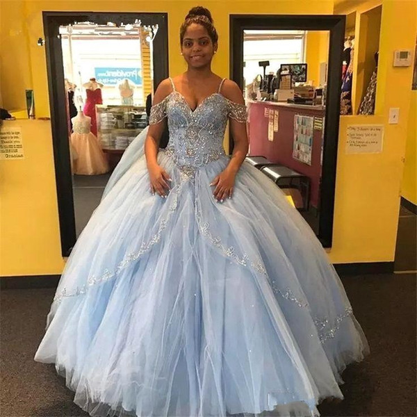 Vintage Light Sky Blue Quinceanera Dress Bead Ball Gown Off The Shoulders Short Sleeve Puffy Sweet 15 Pageant Prom Party Gowns BC2135