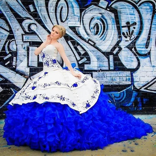 Vintage Royal Blue Embroidery Quinceanera Dresses Ball Gown Ruffles With Embroidery Sweet 16 Dresses Vestidos De 15 Anos