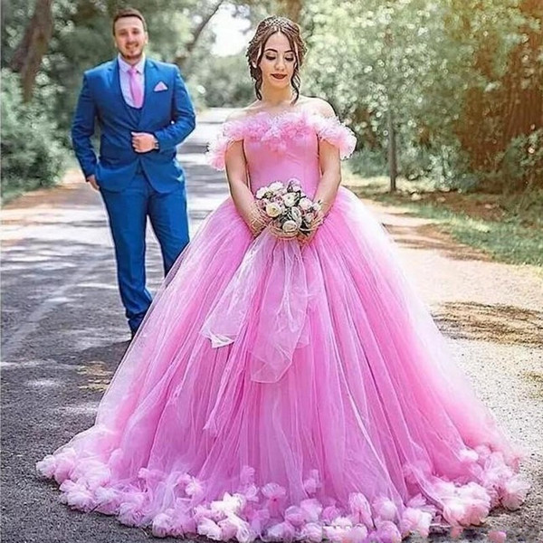 Vintage Pink Princess Puffy Quinceanera Dresses 3D Floral Handmade Flower Off shoulder Skirt Royal Train Dubai Arabic Prom Gown