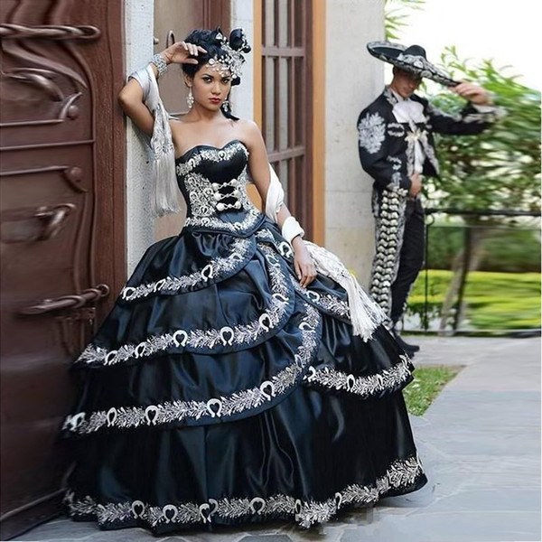 New Vintage Black and White Quinceanera Dresses Masquerade Party Ball Gown Cascade Ruffles Embroidery Floor Length Lace-up Custom Made