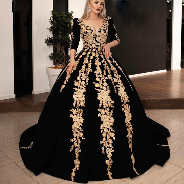 Gold Embroidery Black Ball Gown Quinceanera Dresses Vintage Half Sleeve V Neck With Buttons Covered Back Long Arabic Formal Evening Gowns