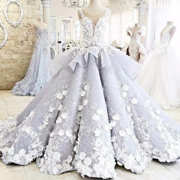 Stunning 3D Floral Flowers Ball Gown Quinceanera Dresses Beaded Sheer Backless Brides Gowns Sweet Girls 16 Years Evening Prom Dress Luxury