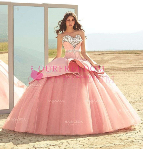 Elegant Sweetheart Rhinestones Quinceanera Dresses Ball Gown Peach Tulle Sweet 18 Formal Occasion Evening Prom Dresses Custom Made