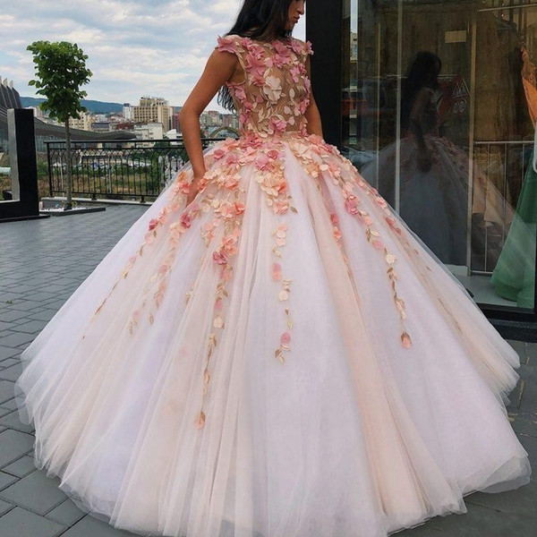 Super Floral Flowers Ball Gown Quinceanera Dresses Sweet 16 Dress Prom Dresses Lace Appliques Puffy Princess Pageant Gowns BC1232