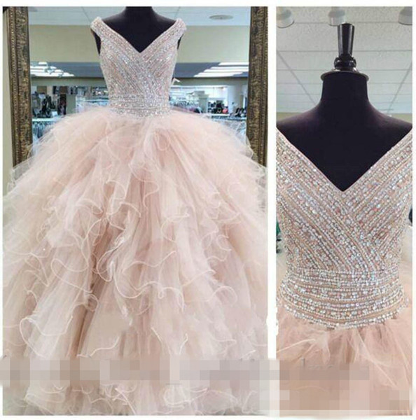 Luxury V Neck Quinceanera Dress Bead Sweet 16 Years Evening Party Prom Ball Gown Formal Evening Gown Custom Made