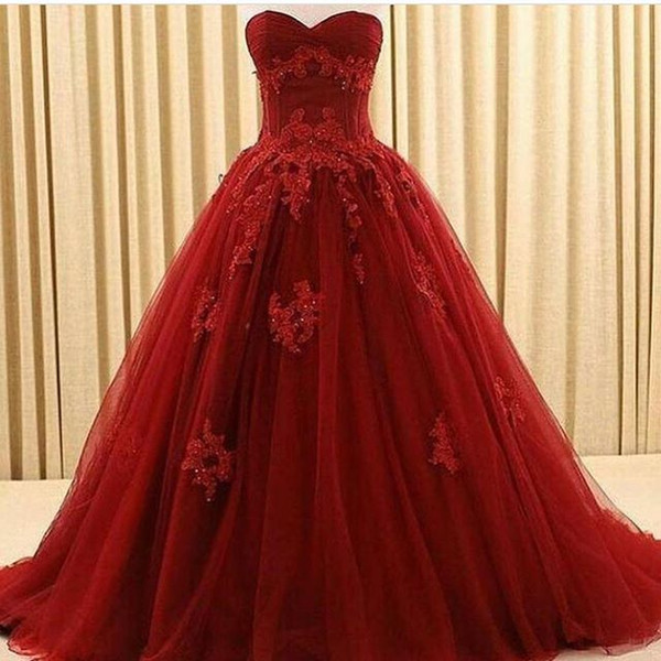 Red Sweetheart Quinceanera Dresses Zipper Back Lace Appliques Beaded Ball Gown For Sweet 16 18 Prom Pageant Gowns Custom Made