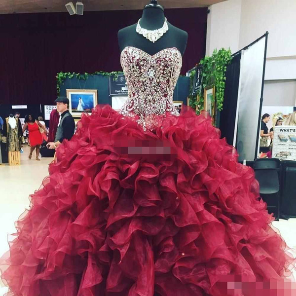 Crystal Beaded Sweetheart Bodice Corset Organza Ruffles Ball Gowns Quinceanera Dresses Burgundy Vestidos De 15 Anos Sweet 16 Prom Gown