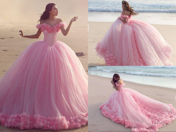 Nuevo Bebé Rosa Dulce 16 Princesa Quinceanera Vestidos Off Hombro Flores Backless Bola Vestido de Cintura Vasca Vestidos De Baile Largo