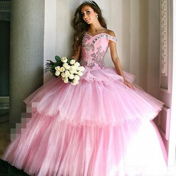 Princess Tiered Layers Skirts Quinceanera Dresses Sparkly Crystals Elegant Pink Off The Shoulder Lace Up Tulle Sweet Prom Ball Gown DTJ