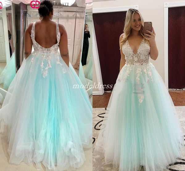 Mint Green Quinceanera Dresses V Neck Backless Sweep Train White Appliques Prom Gowns For Sweet 15 vestidos de 15 anos Plus Size