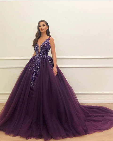 Gorgeous Purple Ball Gown Quinceanera Dresses Deep V Neck Sequins Lace Appliques Girls Formal Party Gown Sweep Train Evening Dress