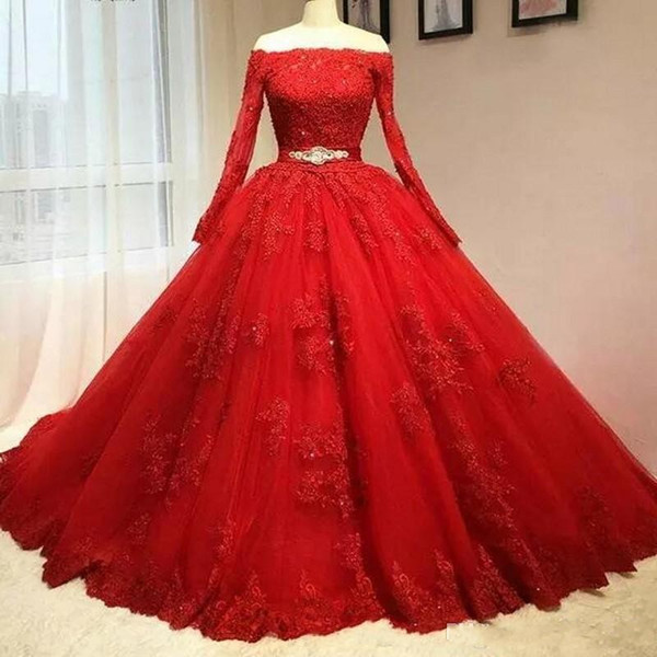 Red Bateau Long Sleeve Quinceanera Dresses Lace Appliques Puffy Tulle Ball Gown with Sash Evening Party Dress