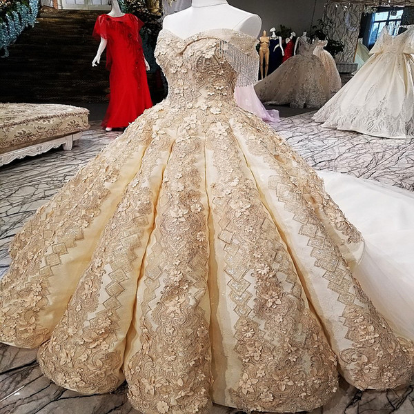 2022Big Skirt Quinceanera Dresses Off Shoulder Golden Champagne Color Evening Dresses With Lace Train Buy Direct From China Online Shop