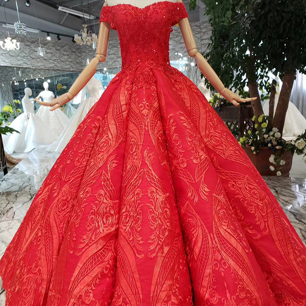 2022Newest Red Boho Sweetheart Quinceanera Dresses Lace Up Back Strapless Shoulder Exquisite Applique Crystal Adult Ceremony Dresses Gowns