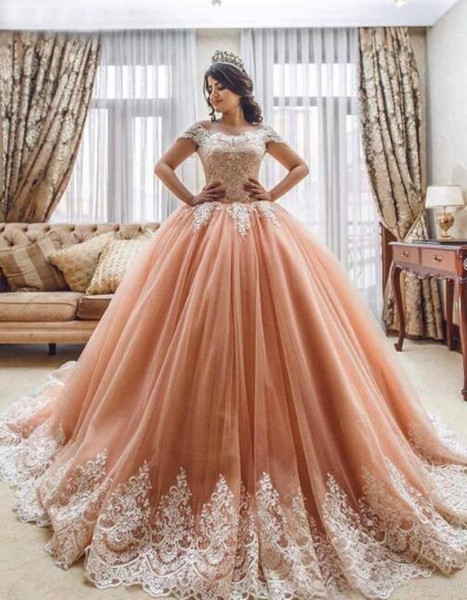 New Design Ball Gown Quinceanera Dresses Off Shoulder Pleats Tulle Arabic Dubai Sexy Formal Evening Party Gowns Custom Made