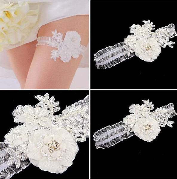 White Lace Bridal Garters 2015 Cheap Modest Wedding Accessoreis Hand Made Flower Beads Crystal Sequins Wedding Garters Fashion Sexy