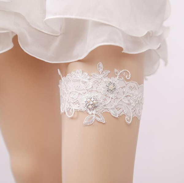 Elegant White Lace Bridal Garters 2017 Belt Lace Beads Pearls Leg Ring Princess Sexy Bridal Accessories Beauty S02