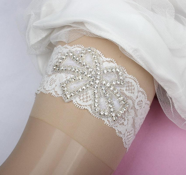 Elegant Lace Bridal Garters Crystal Rhinestone Flowers Sexy Bridal Accessories Leg Garter Belt Bride to Be Plus Size Wedding Accessory