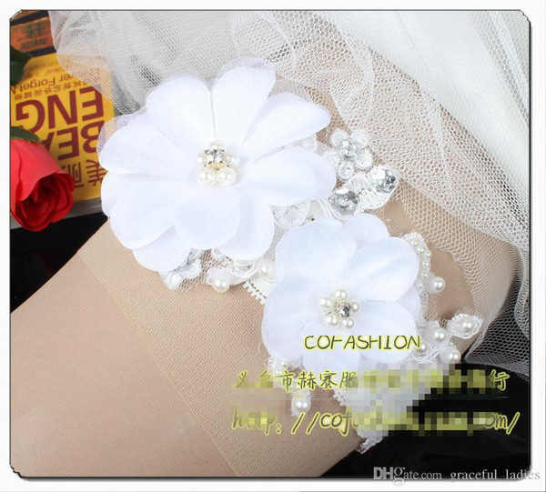 White Lace Flowers Pearl Wedding Garters Stretched Handmade Crystal Bridal Garters Sexy Bride Leg Garters Summer Style Garter Belt 2015