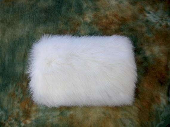 High Quality Faux Fur Winter Hand Muff Cheap Different Colors Warm Bridal Handwarmers Handbags Wedding Gloves Accessories Winter Gloves