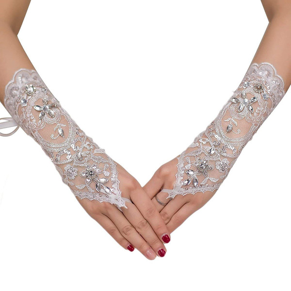 2018 Luxury Short Lace Bride Bridal Gloves Wedding Gloves Crystals Wedding Accessories Lace Gloves for Brides Fingerless Wrist Length
