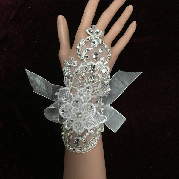 Elbow Length Wedding Accessory Wedding Gloves Tulle/net Satin Bridal Gloves White /Beige Mitten Personalized Cheap 2015 Winter New Arrival