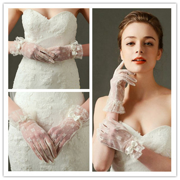 New Arrival bridal gloves lace Wedding Gloves Wrist Length Full Finger short Bride Gloves Wedding Accessories wed452