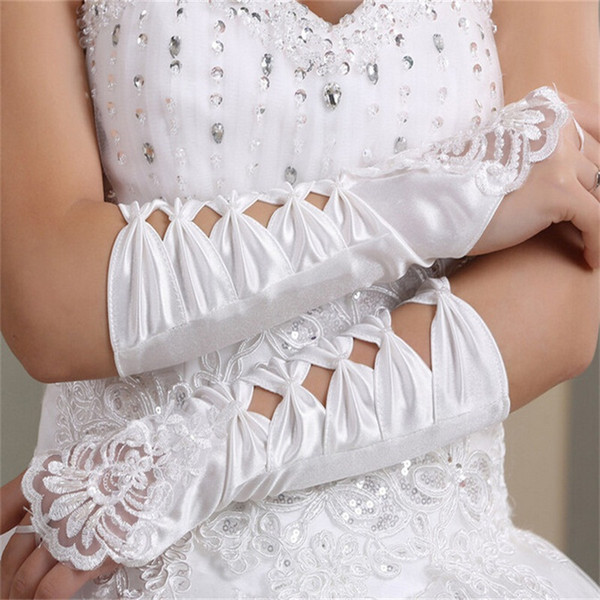 Brand New Bridal Gloves with Appliqued Beading Elegant Fingerless Wedding Gloves White/Ivory/Red Fashion Wedding Accessories