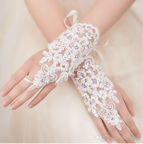 Cheap In Stock Lace Appliques Beads Fingerless Wrist Length With Ribbon Bridal Gloves Wedding Accessories White Ivory Red