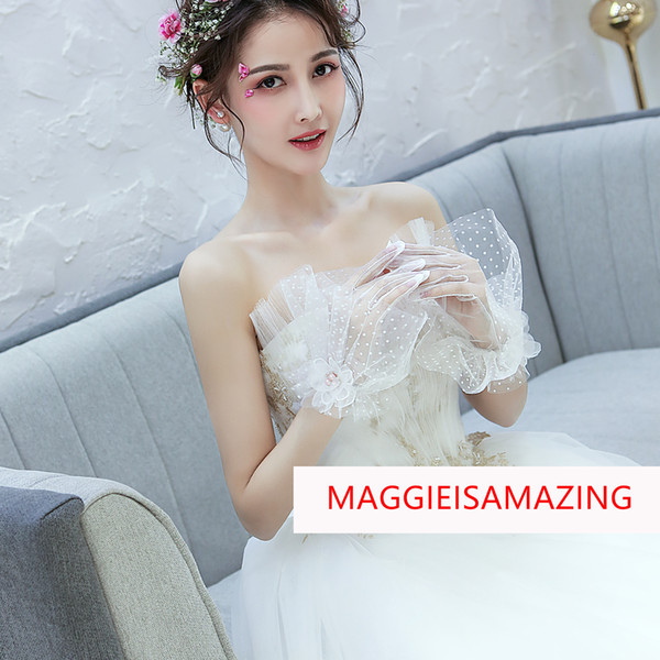 MAGGIEISAMAZING Wholesale REAL PHOTOS wrist length simple tulle applique sheer white Bridal Gloves Bridal Accessories XWZ00120
