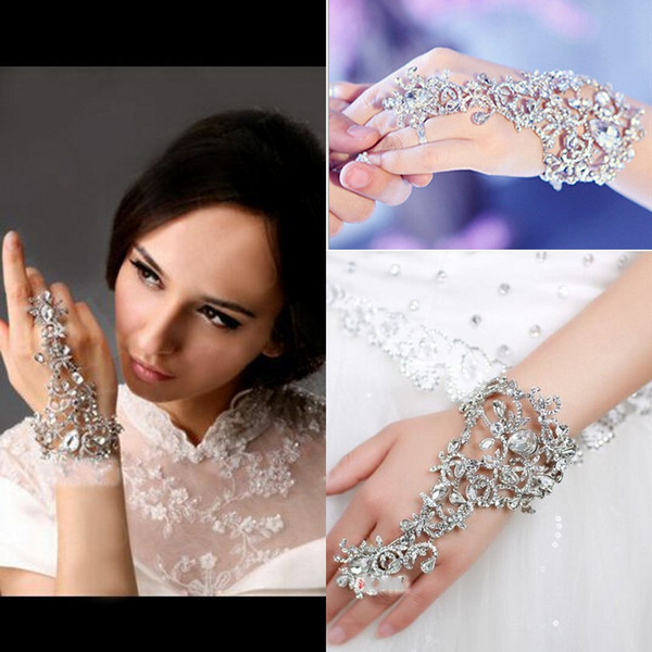 2018 Free Shipping Cheap Gloves Wedding Bridal Jewelry Crystal Rhinestone Finger Chain Ring Bracelet Gorgeous Party Event Wristband Bracelet